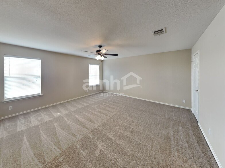 Building Photo - 11766 Wayward Daisy