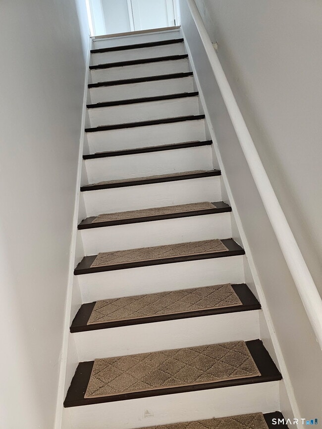 Building Photo - 10 Cold Spring St