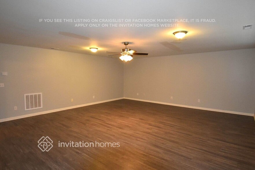Building Photo - 4821 Marathon Ln
