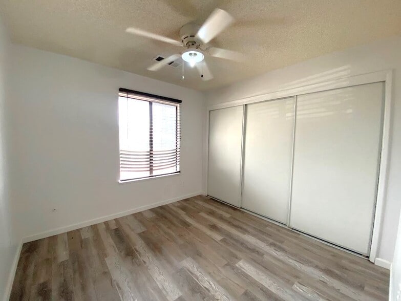 Building Photo - 2911 Winners Cir