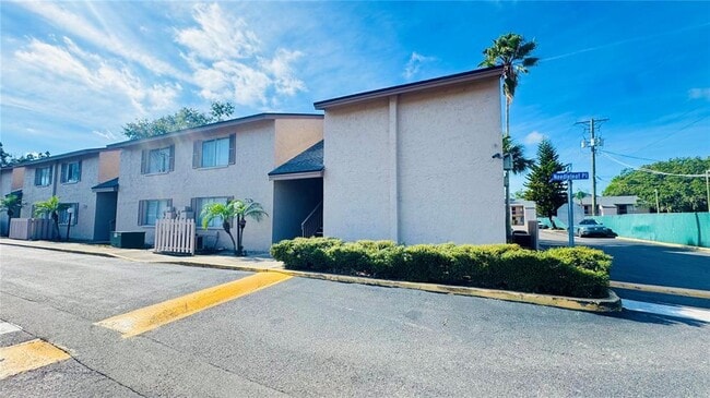 Building Photo - 7526 Needle Leaf Pl