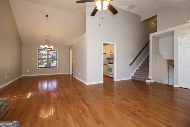 Building Photo - 301 Saddlewood Dr