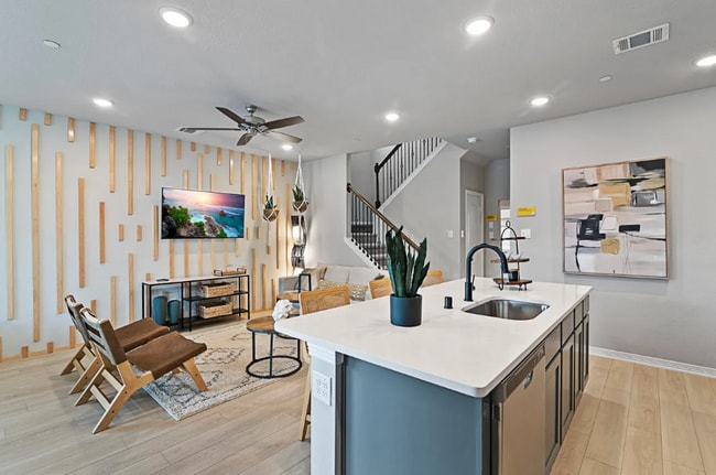 Building Photo - 2941 Baneberry Ln