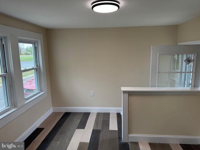 Building Photo - 2185 E Wheat Rd