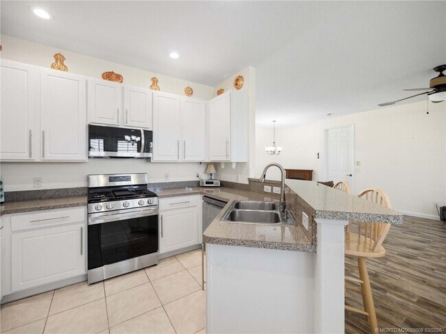 Building Photo - 155 56th Dr SW