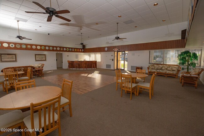 Building Photo - 2700 N Hwy A1A