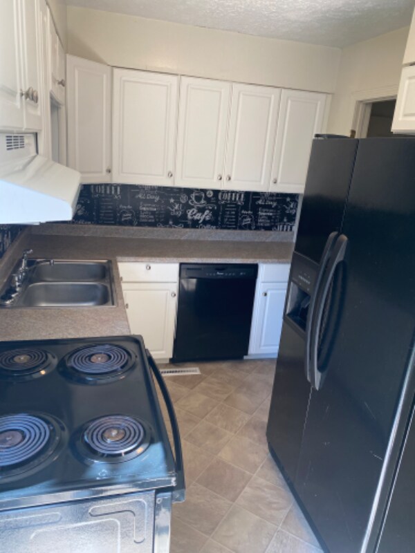 Building Photo - 222 Bowie St