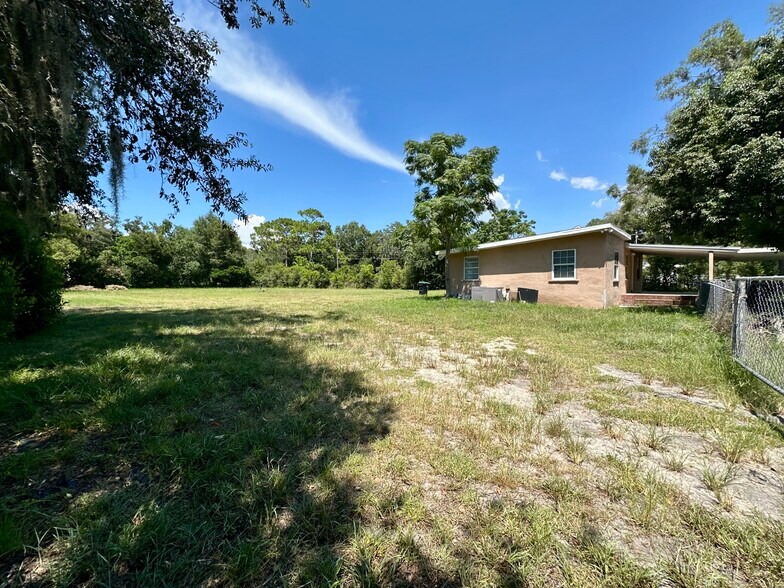 Building Photo - 2229 E Welch Rd
