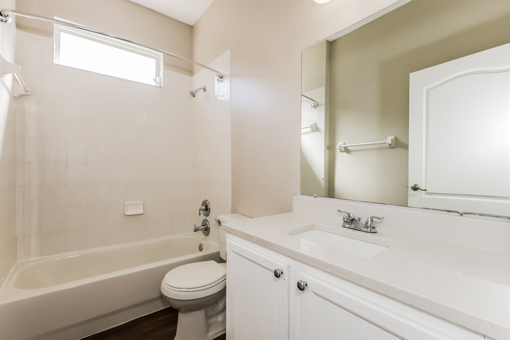 Building Photo - 327 Sand Ridge Dr