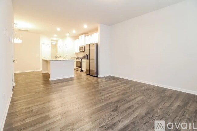 Building Photo - 105 Cedar Oak Ln