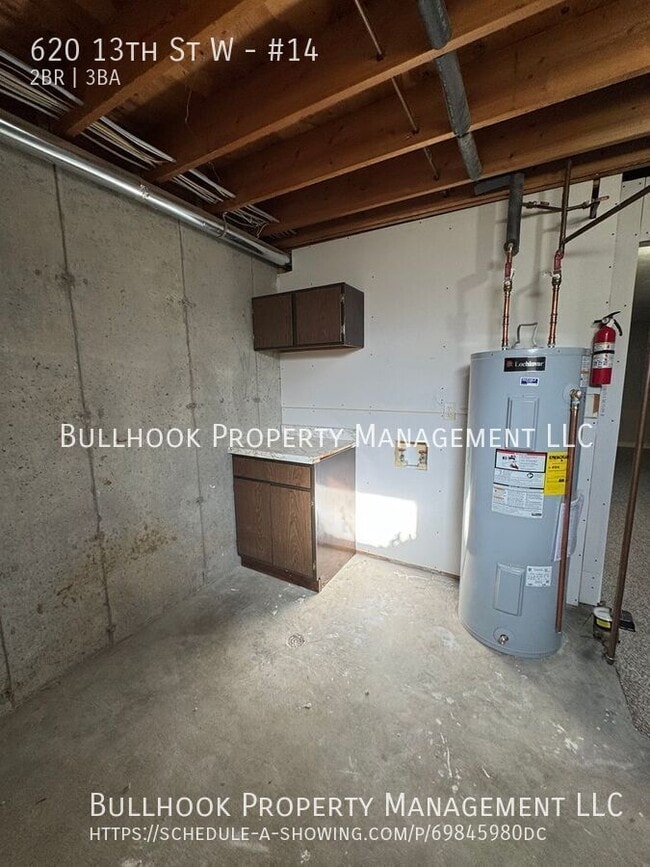 Building Photo - 620 13th St W