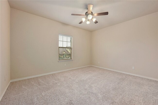 Building Photo - 128 Kimber Ln