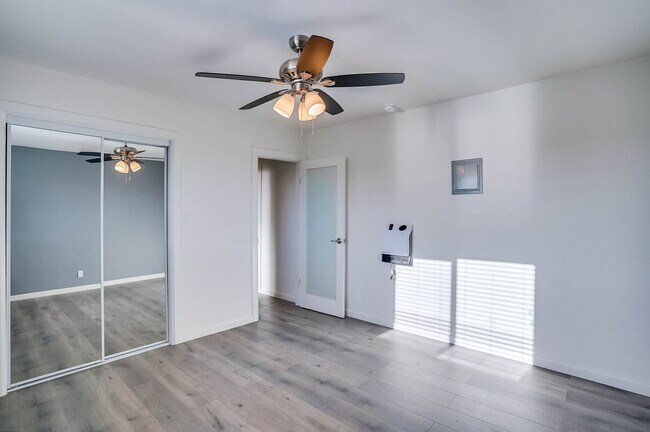 Building Photo - 3530 W Adams Blvd