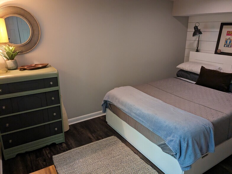 Building Photo - 314 Glendale Dr