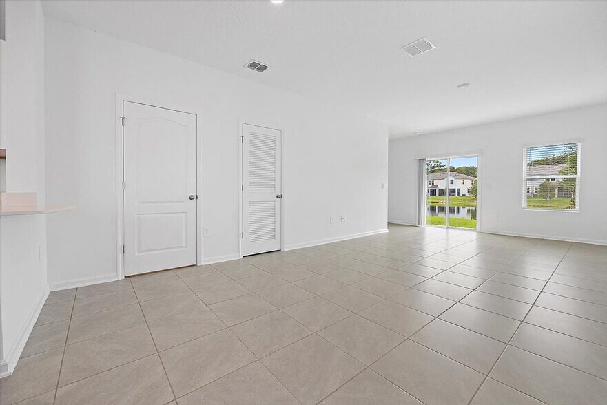 Building Photo - 77 Playa de Luna Ln