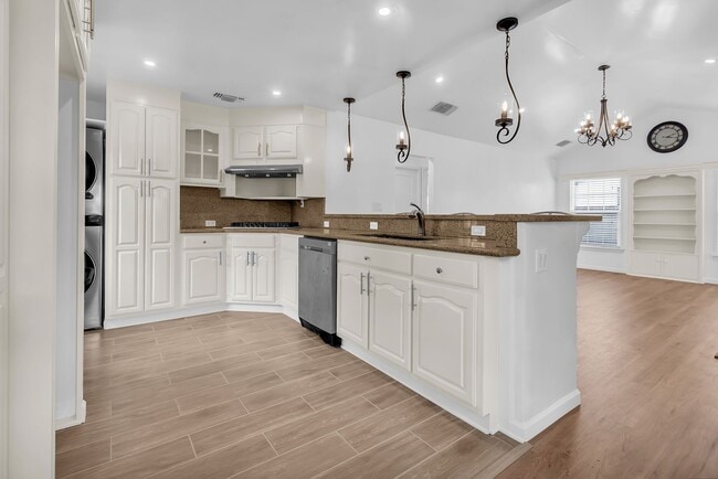 Building Photo - 8549 5th St