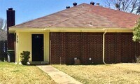 Building Photo - 713 Cory St