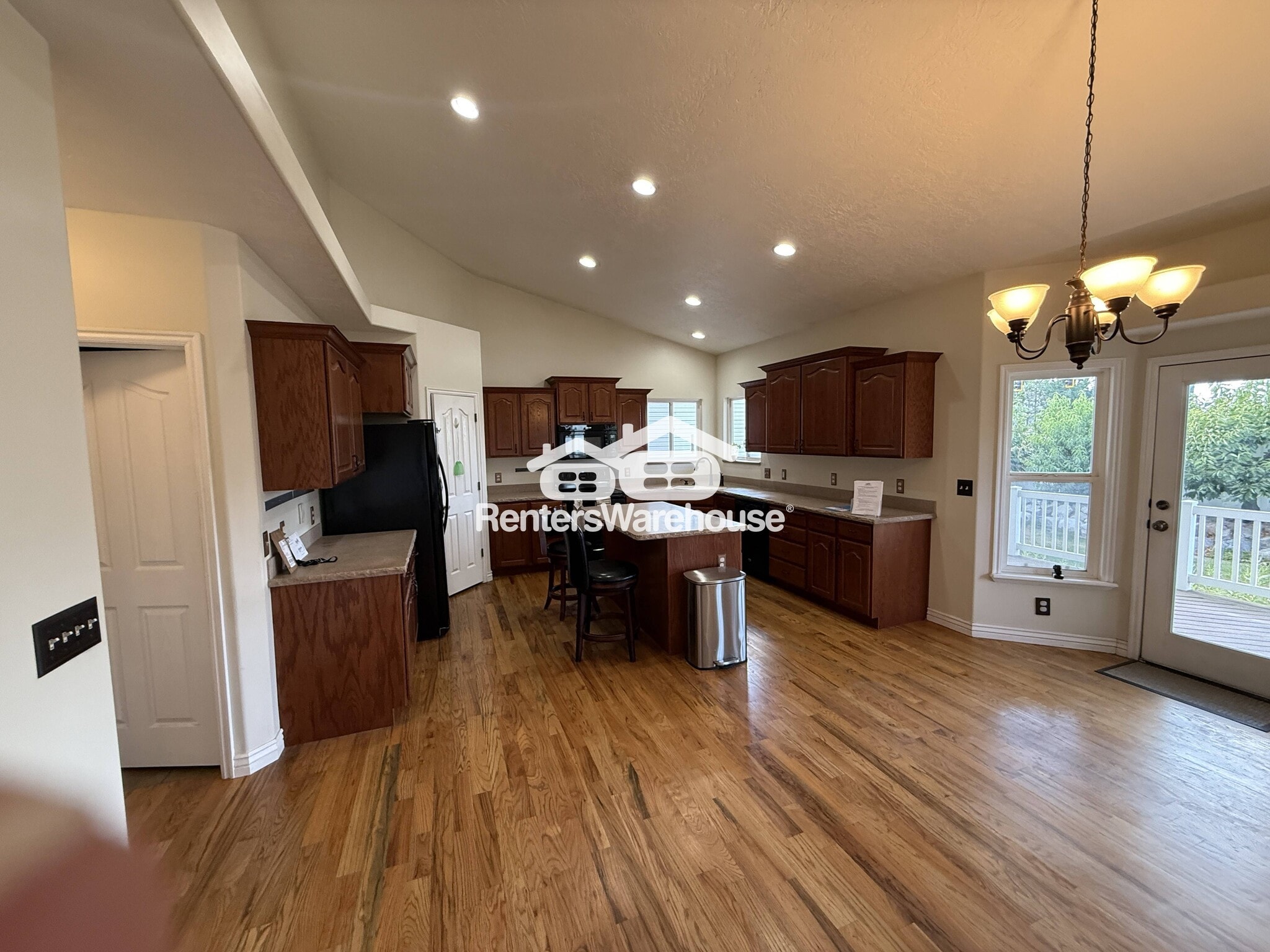 Building Photo - 1156 W 25 S