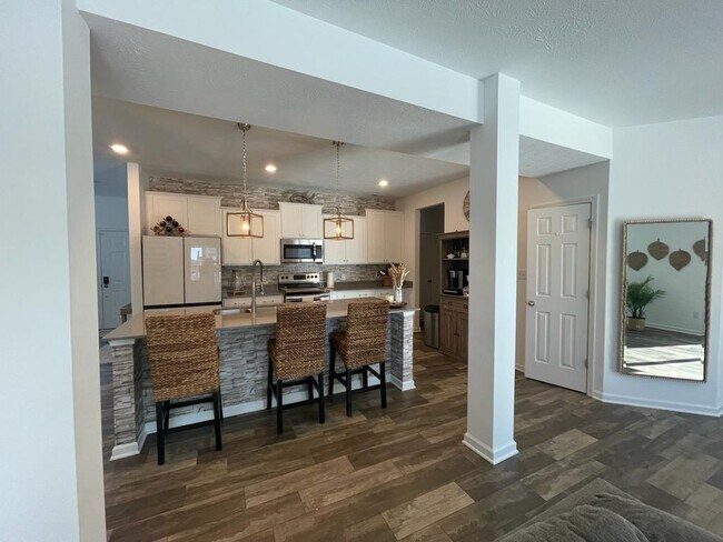 Building Photo - 10247 Caprock Canyon Dr