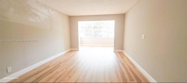 Building Photo - 6500 Cypress Rd