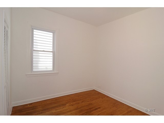 Bedroom 1 - 1500 N Artesian Ave