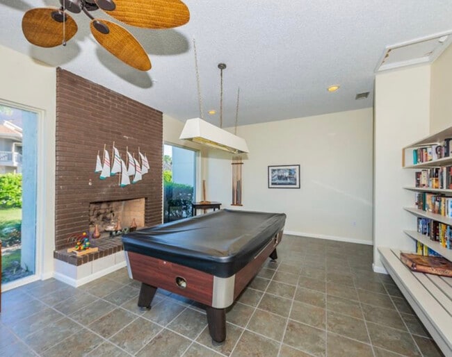 Building Photo - 610 Windrush Bay Dr