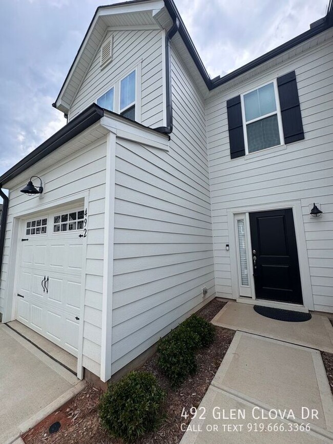 Building Photo - 492 Glen Clova Dr