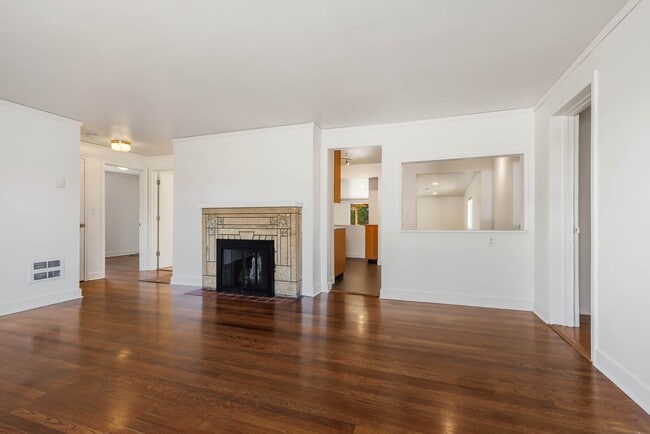 Building Photo - 15577 9th Ave NE