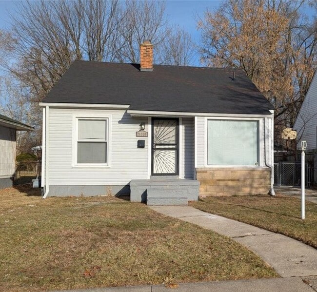 Building Photo - 21338 Pembroke Ave