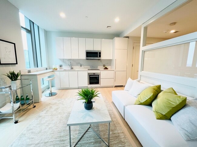 Building Photo - 135 Seaport Blvd