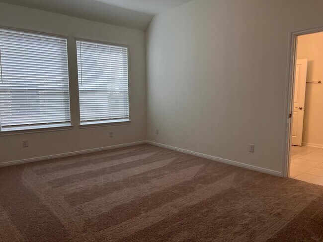 Building Photo - 126 W Coralburst Lp