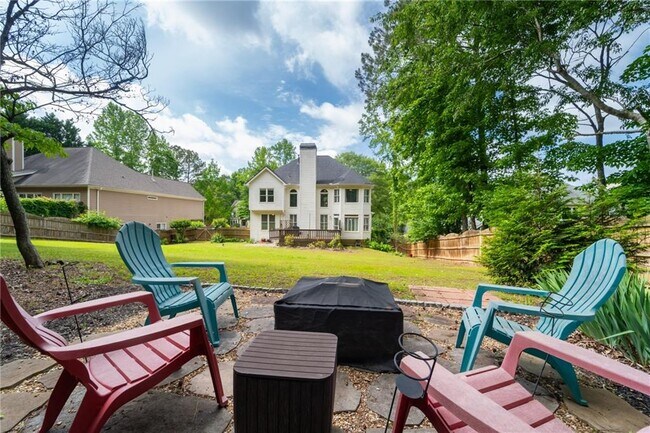 Building Photo - 313 Oak Hill Ln