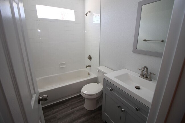 Building Photo - Brand new 3bdr 3bath duplex walking distance to Downtown Colorado Springs