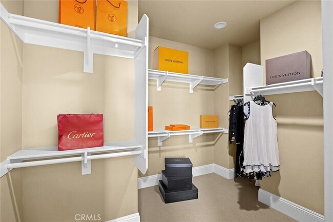 Building Photo - 19668 Three Oaks Ln