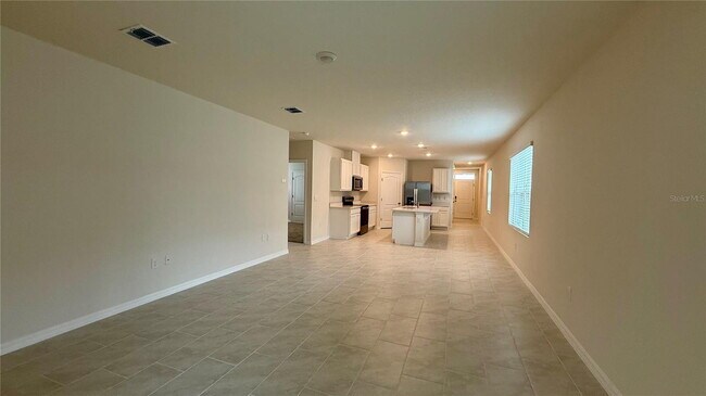 Building Photo - 3314 Pine Lily Ave
