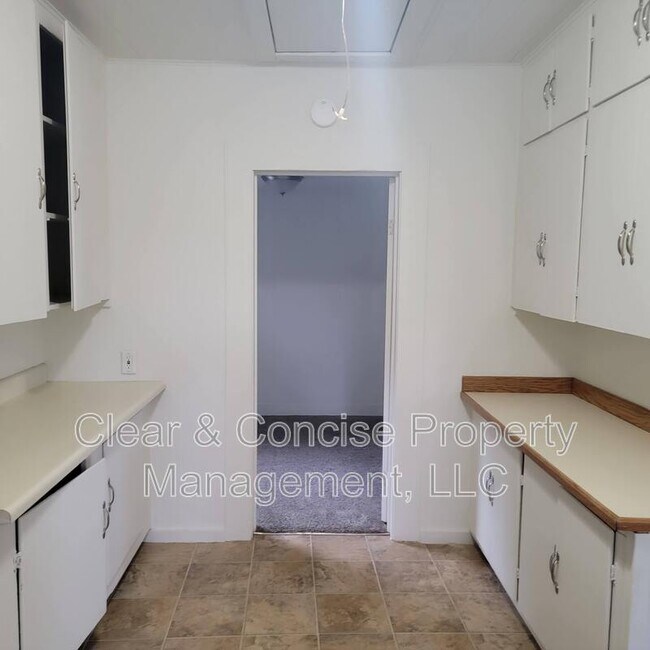 Building Photo - 535 Landess Rd