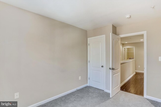 Building Photo - 923 Dorchester Cove Rd
