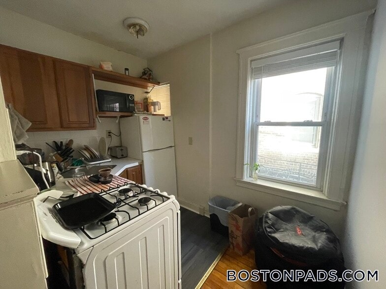 Building Photo - 16-20 Westland Ave.