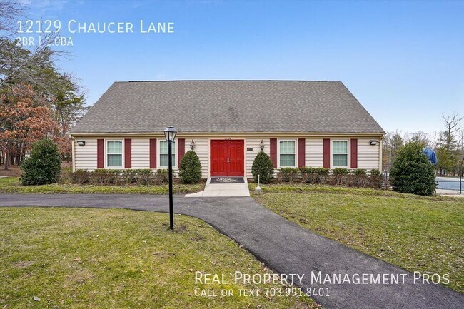 Building Photo - 12129 Chaucer Ln