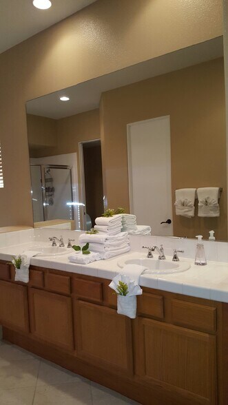 Building Photo - 74075 Alpine Ln