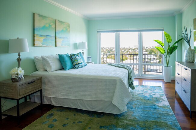 Building Photo - 2500 E Las Olas Blvd