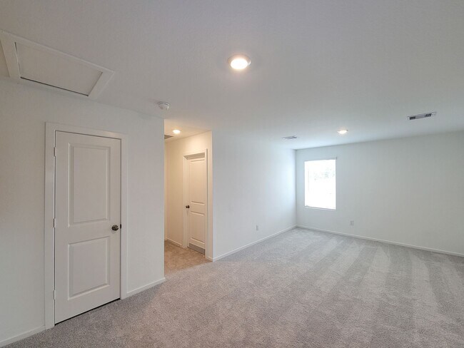 Building Photo - Be the first to live in this beautiful brand-new home featuring 4 spacious bedrooms, 2.5 bathroom...