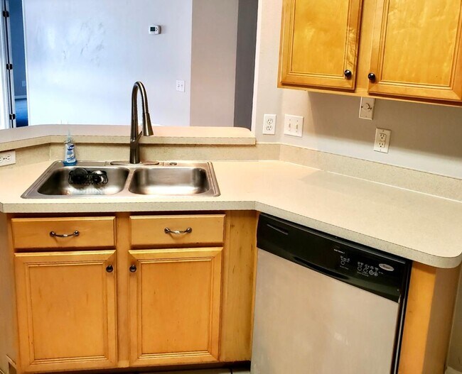 Building Photo - 12750 Sophiamarie Loop