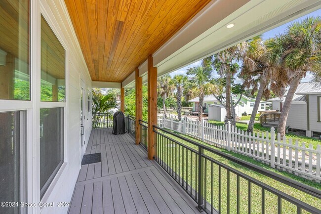 Building Photo - 19 Vip Is