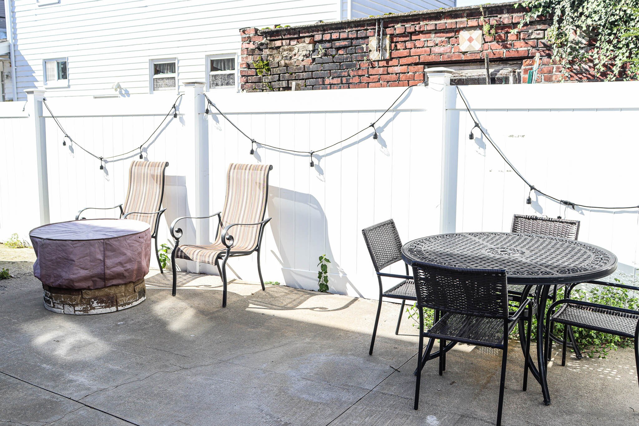 Building Photo - 36 Lancaster St