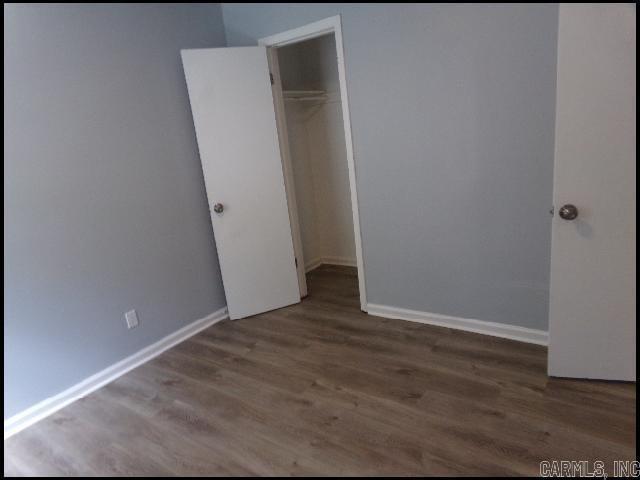 Building Photo - 4932 Longview Dr