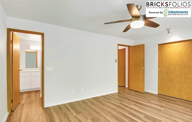 Building Photo - 9912 NE 142nd Pl