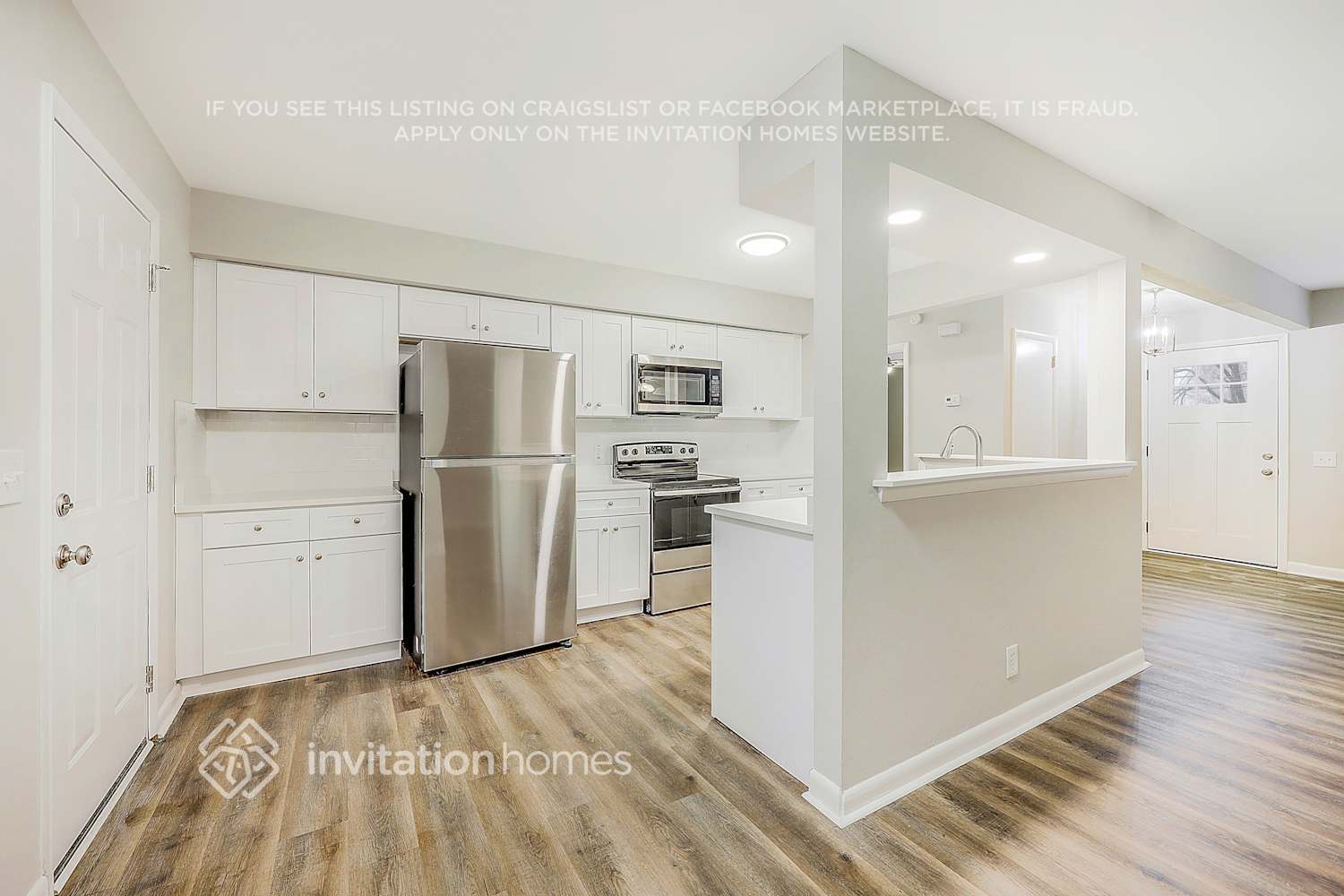 Building Photo - 691 Frankfort Dr