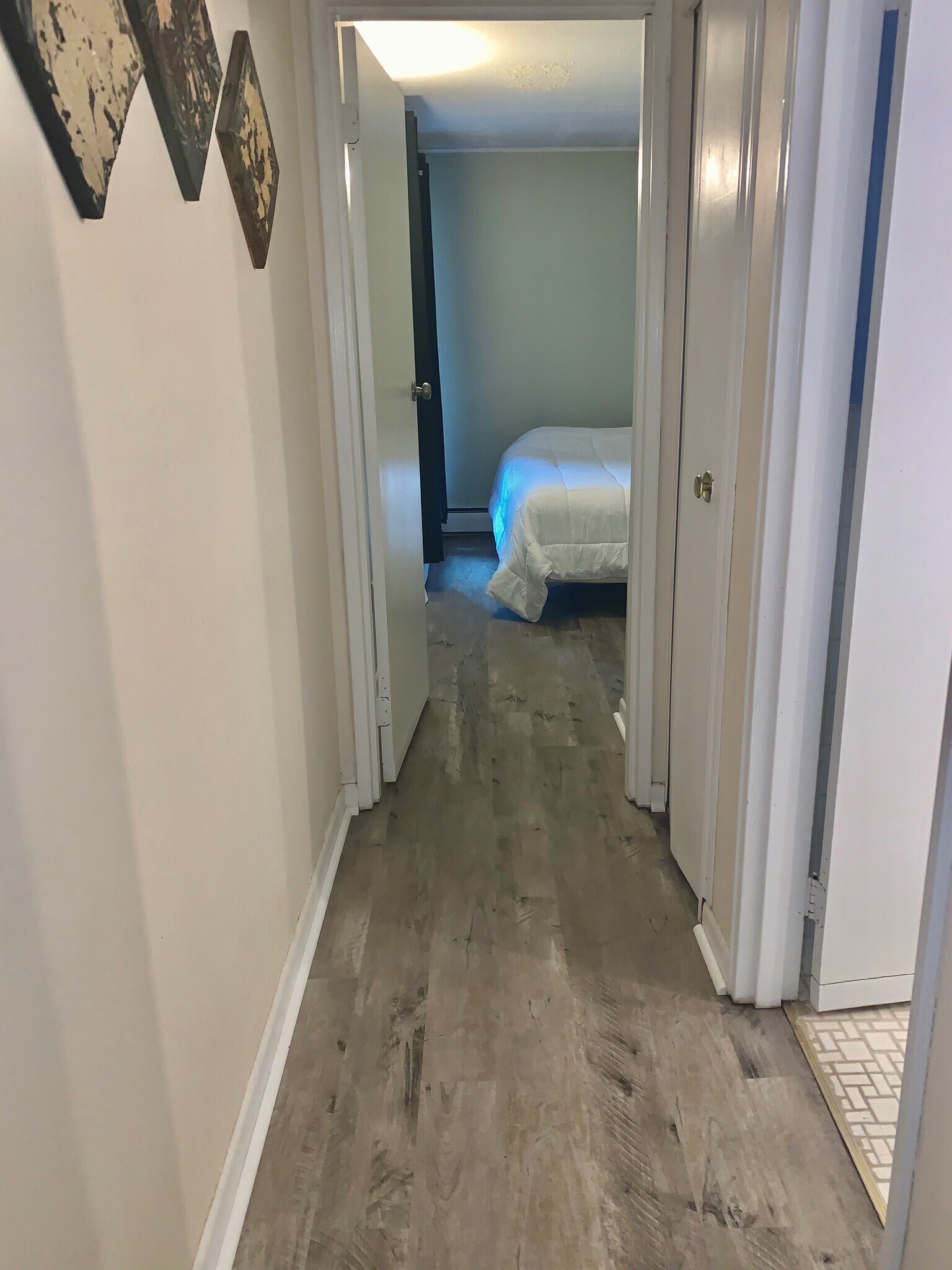 Building Photo - 140 Kenrick St