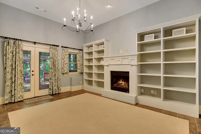 Building Photo - 9043 Selborne Ln